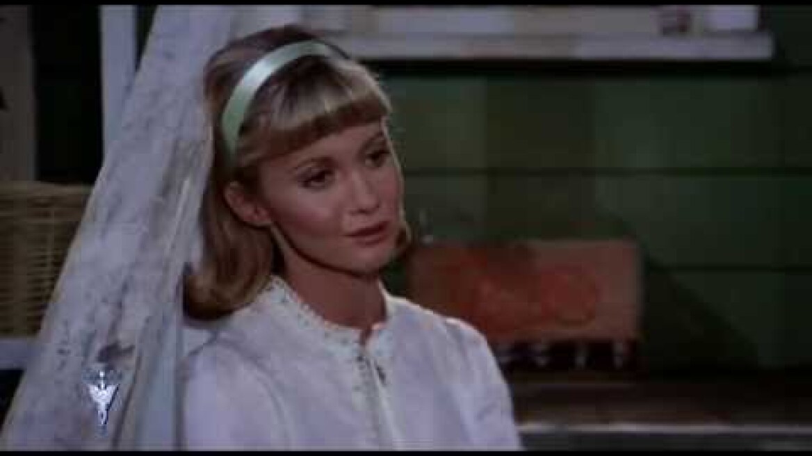 Olivia Newton-John - Hopelessly Devoted to You (HD)