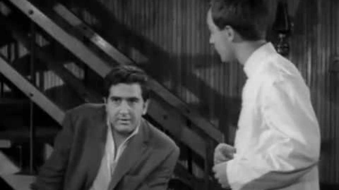 Γιώργος Κωνσταντίνου - Το προφιτερόλ