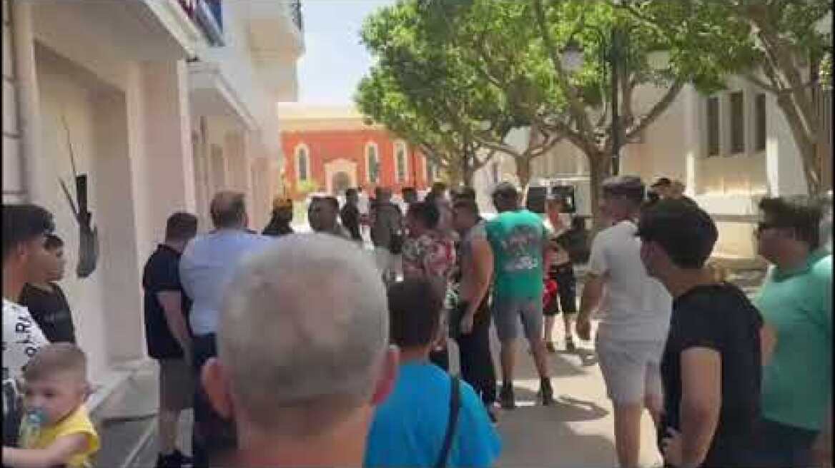 Ηλεία: Επεισόδια έξω από τα δικαστήρια