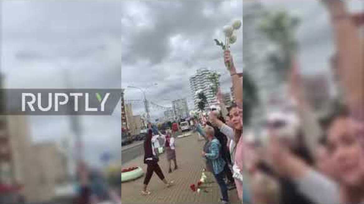 Belarus: Women rally in Minsk in support of detained protesters