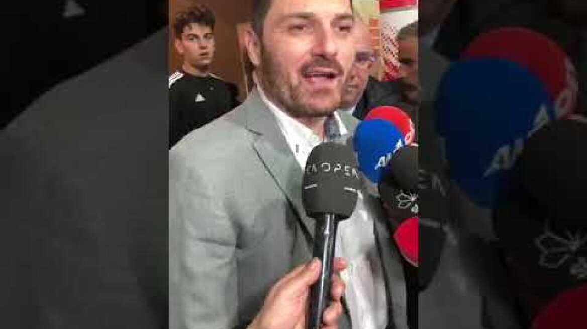 Τεμπονέρας για την παρουσία Κασσελάκη στην εκδήλωση των Τριών