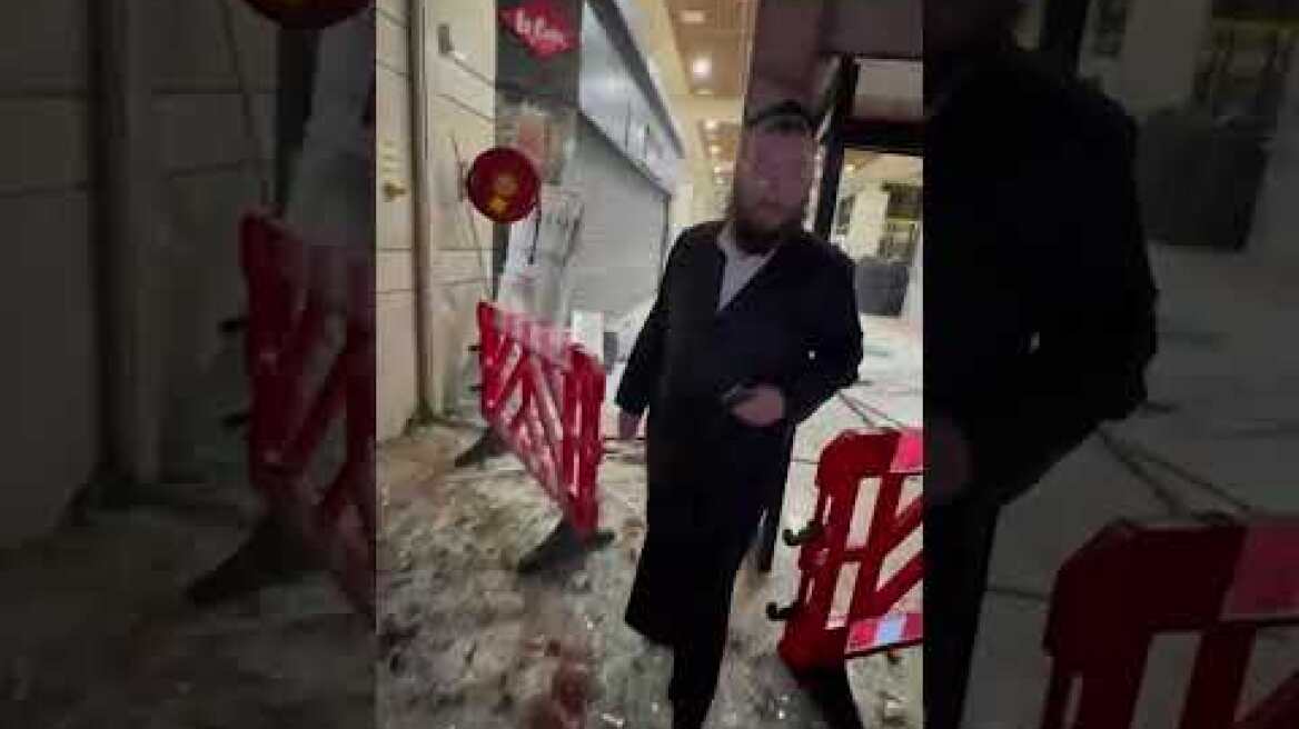 Εικόνες καταστρτοφής στο Αράντ (3)