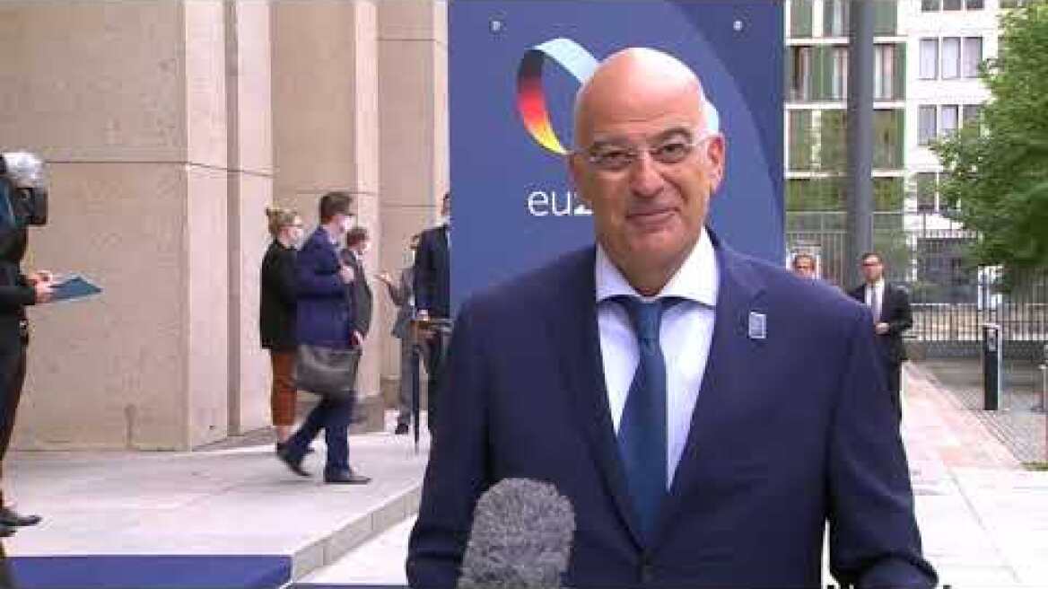 Δηλώσεις Δένδια