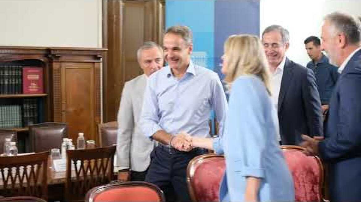 Θεσσαλονίκη: Συνάντηση Μητσοτάκη με παραγωγικούς φορείς