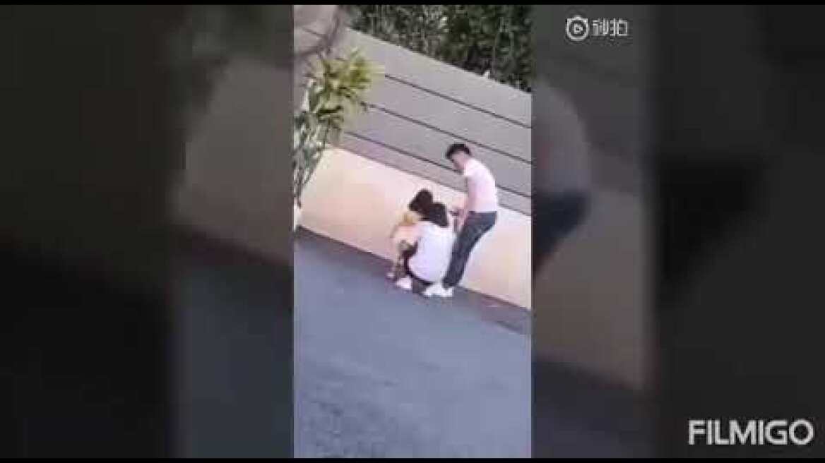 妞妞中国杭州服饰店童模妈妈的摇钱树，累了困了妈妈就暴力对待