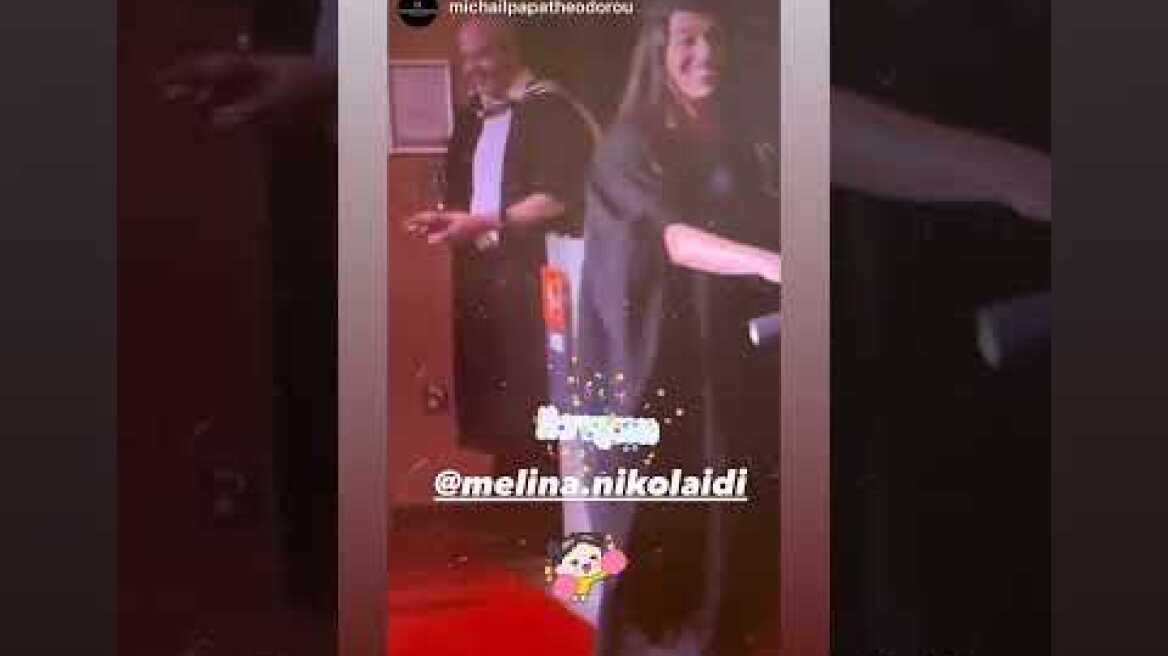 Η κόρη της Δέσποινας Βανδή, Μελίνα Νικολαΐδη αποφοίτησε από πανεπιστήμιο στο Λονδίνο (3)