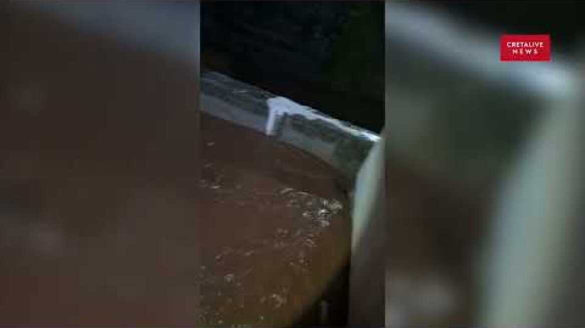 Ζωνιανά κακοκαιρία: Χάθηκαν οικοσκευές και προικιά νέου ζευγαριού