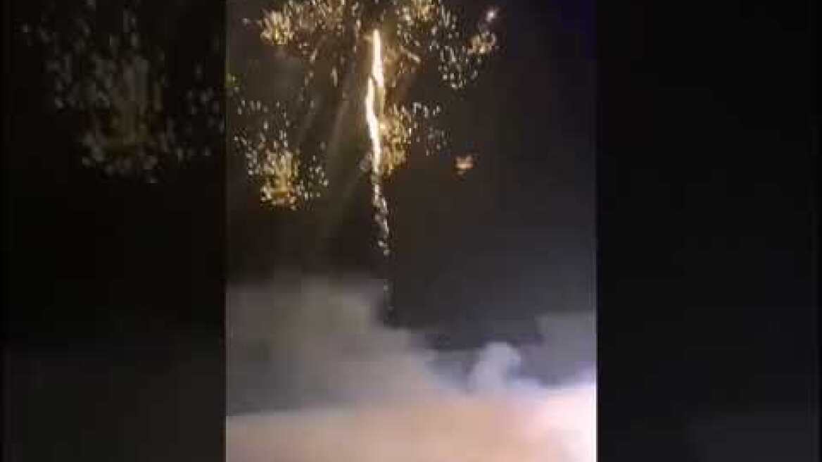 Μετά το λουκέτο στα απείθαρχα κλαμπ της παραλίας, τα πάρτι μεταφέρονται στις βίλες