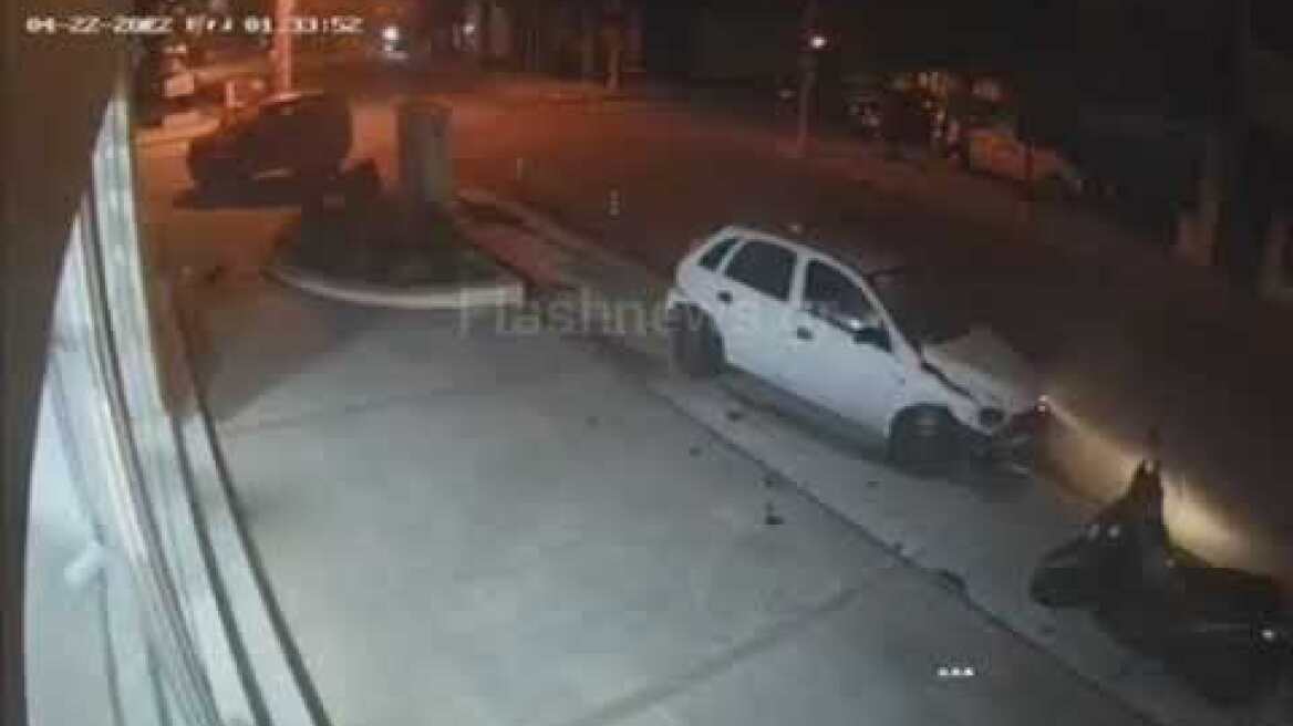 Σύγκρουση αυτοκινήτων στο κέντρο των Χανίων, ξημερώματα Μεγάλης Παρασκευής 2022