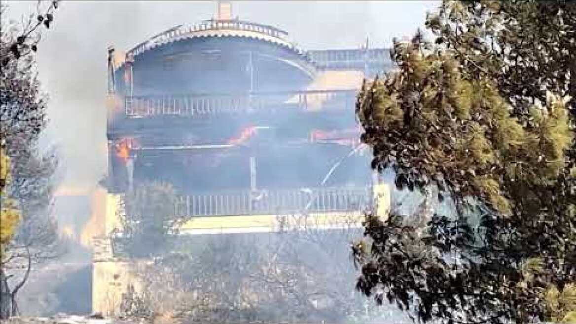 Φωτιά στην Άνω Βούλα