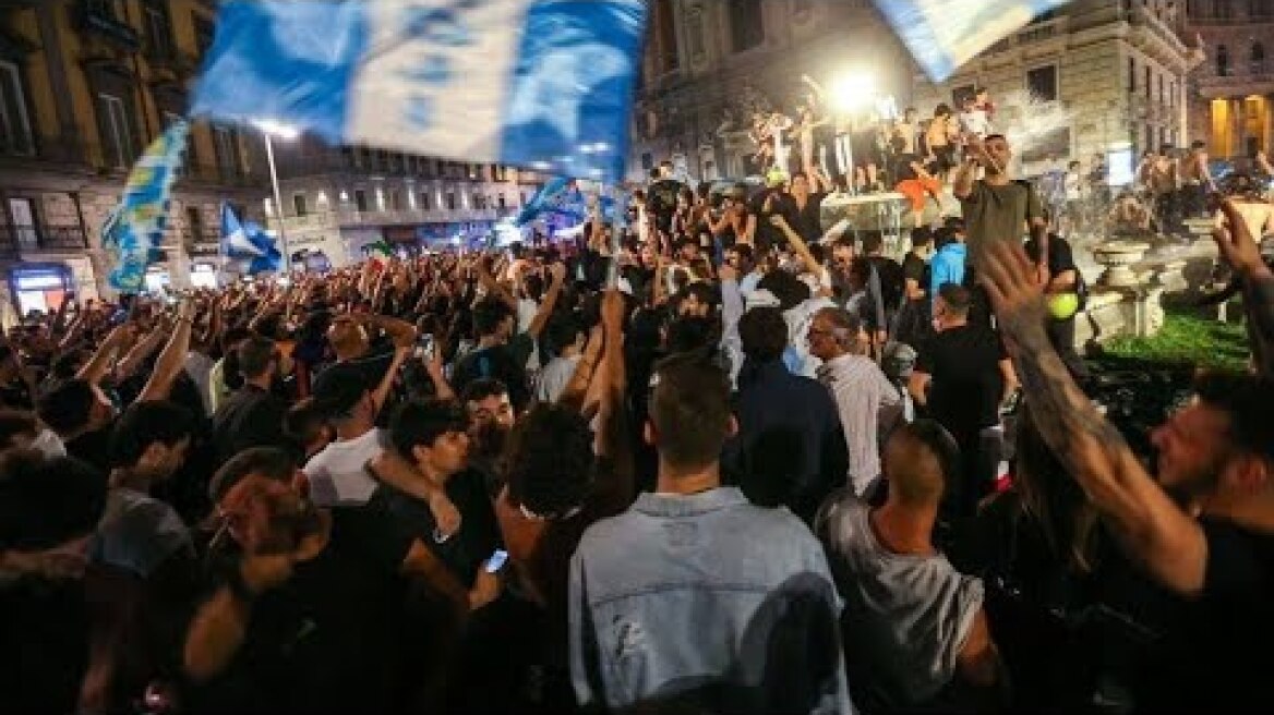 Naples erupts! Amazing scenes Napoli fans celebration after wins Coppa Italia