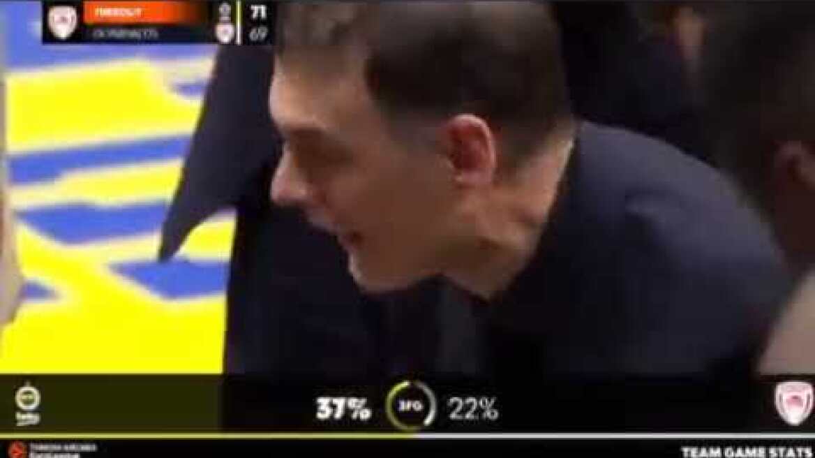 Βεζένκοβ σε Σλούκα: «Πάρ' την και σούταρε!»