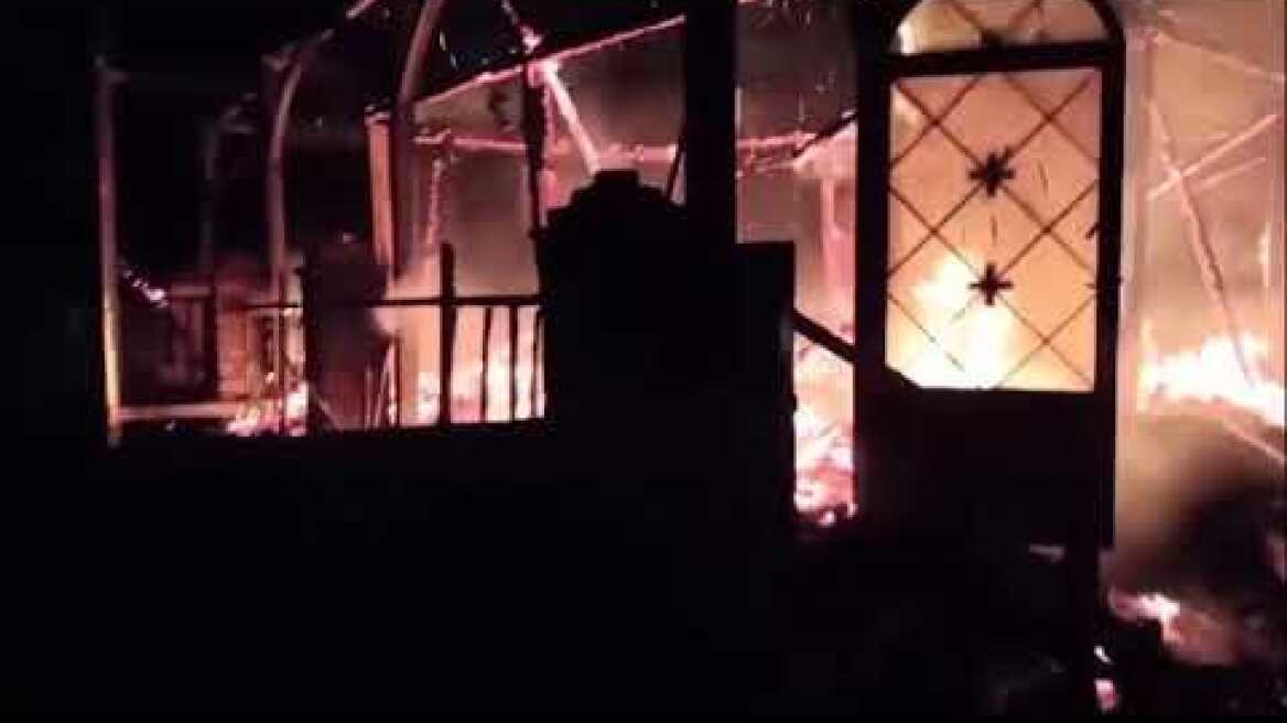 Φωτιά στην μονή Βαρνάκοβας