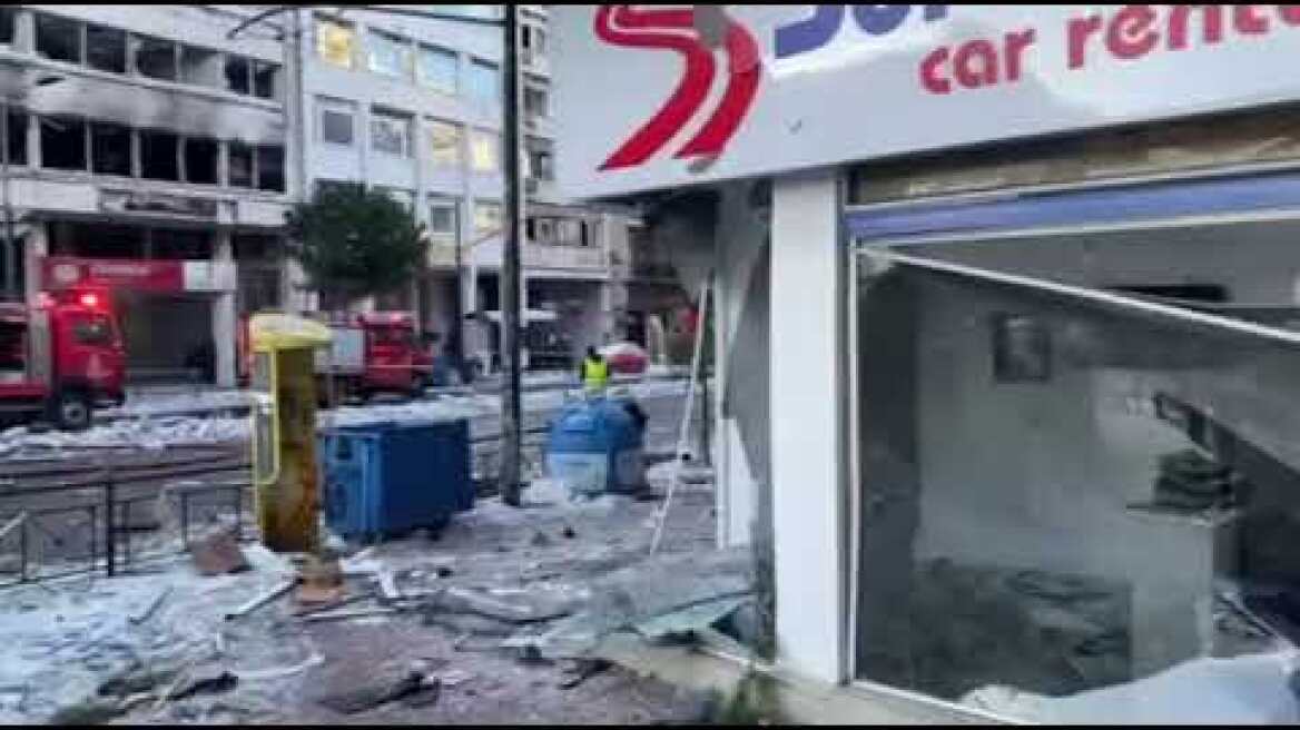 Ισχυρή έκρηξη σε κτίριο στη λεωφόρο Συγγρού - Ένας τραυματίας (4)