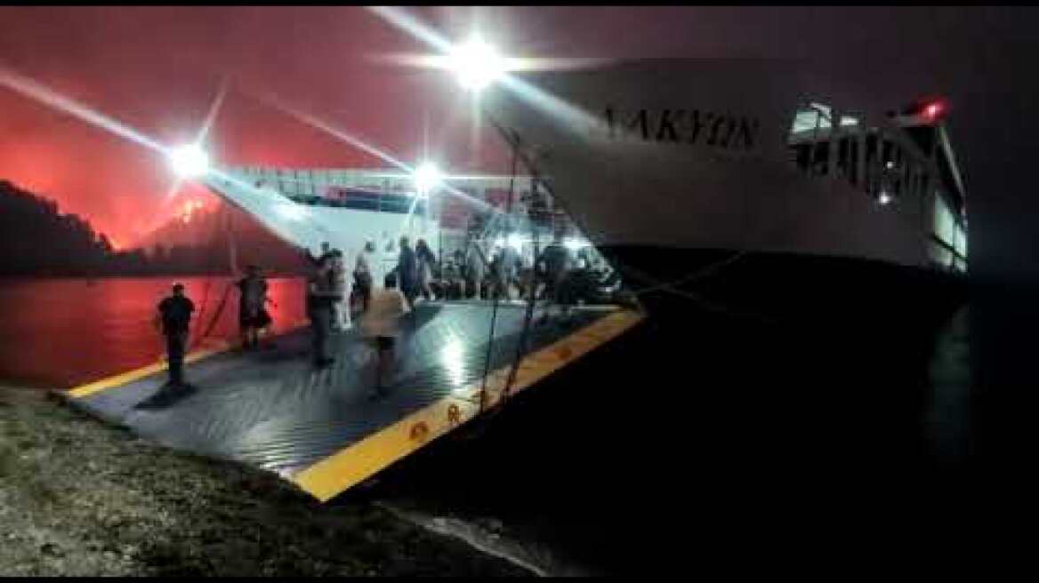 Φωτιά στην Εύβοια: Εκκενώνεται η Λίμνη