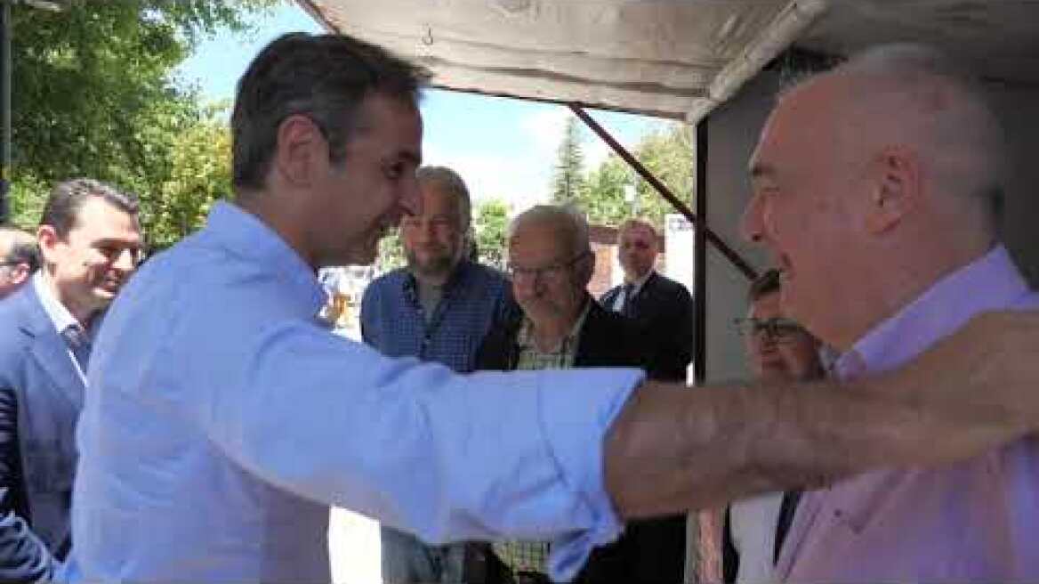 Μητσοτάκης σε στελέχη ΣΥΡΙΖΑ: Σας εύχομαι καλή δύναμη