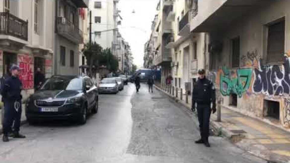 Εξάρχεια 12/11 (1)