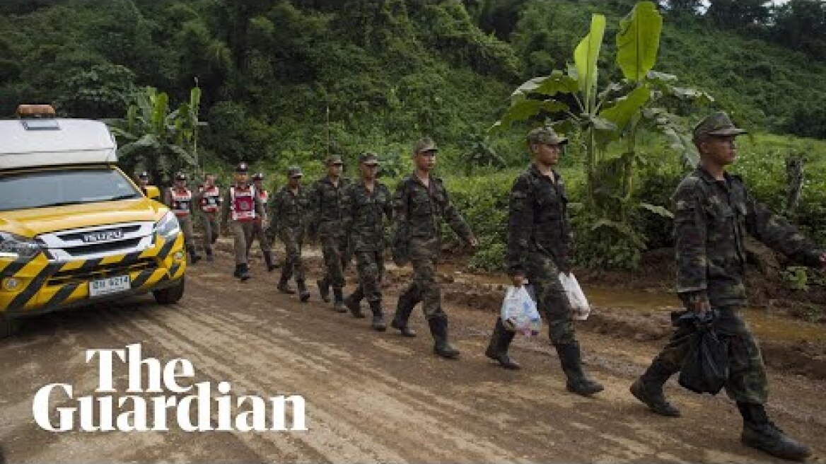 Thailand cave rescue underway: authorities evacuate site and send in 18 divers