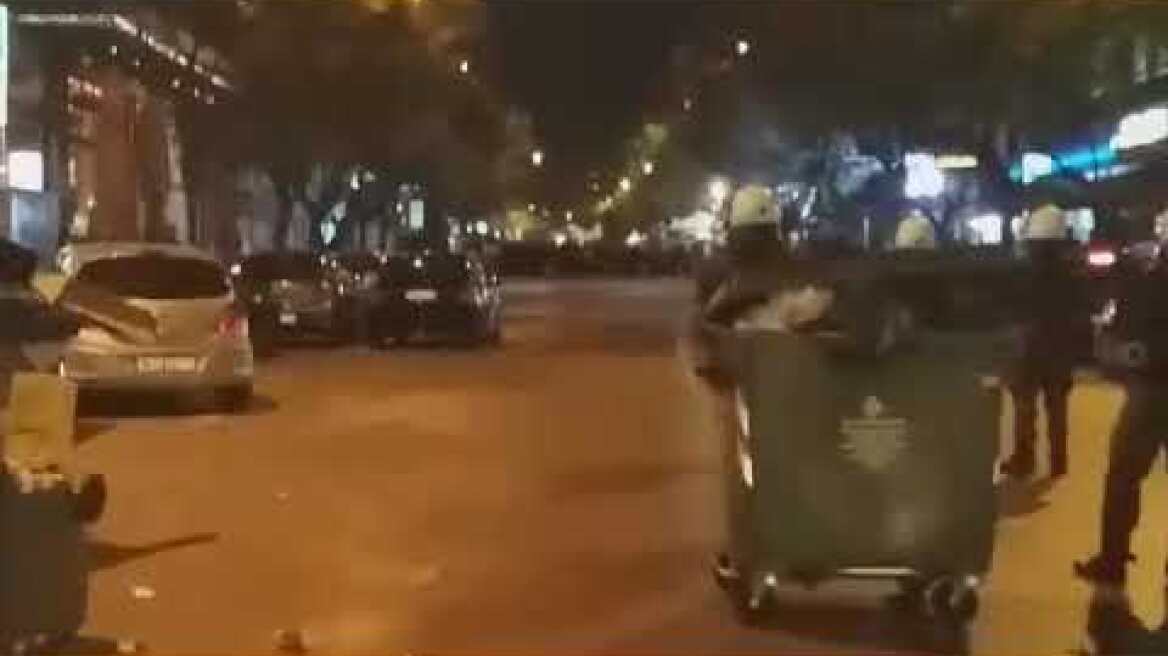 Δυνάμεις των ΜΑΤ στην πορεία της Θεσσαλονίκης για την ΑΣΟΕΕ - GRTimes.gr