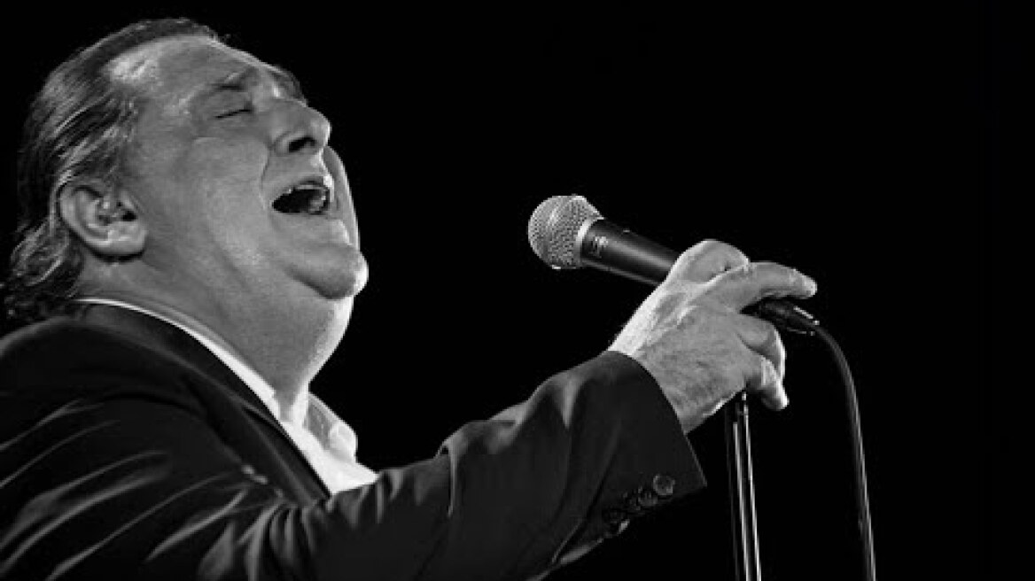 Δείτε LIVE το τελευταίο αντίο στον Βασίλη Καρρά