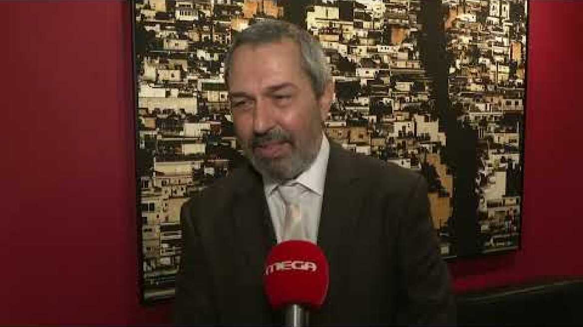 Συμπέθεροι Απ' Τα Τίρανα | Χρήστος Χατζηπαναγιώτης