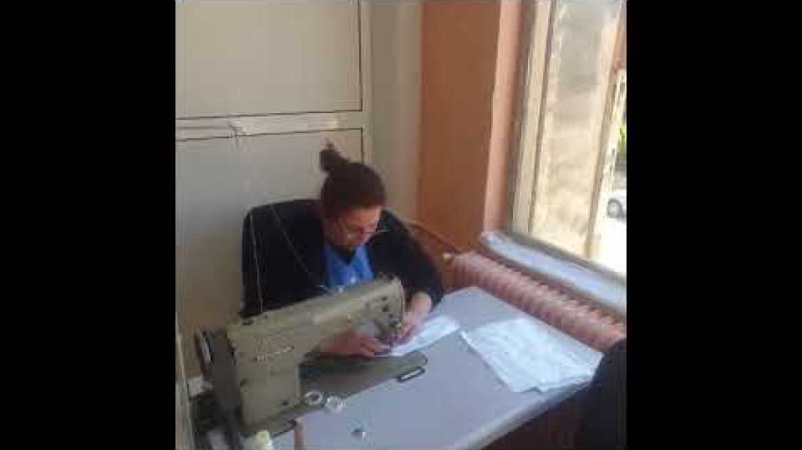 Φτιάχνουν μάσκες στο Δρομοκαϊτειο