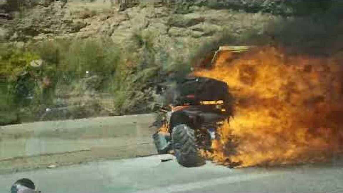 Σοβαρό τροχαίο ατύχημα στη Ρόδο - "Λαμπάδιασε" τετράτροχο όχημα μετά από σύγκρουση