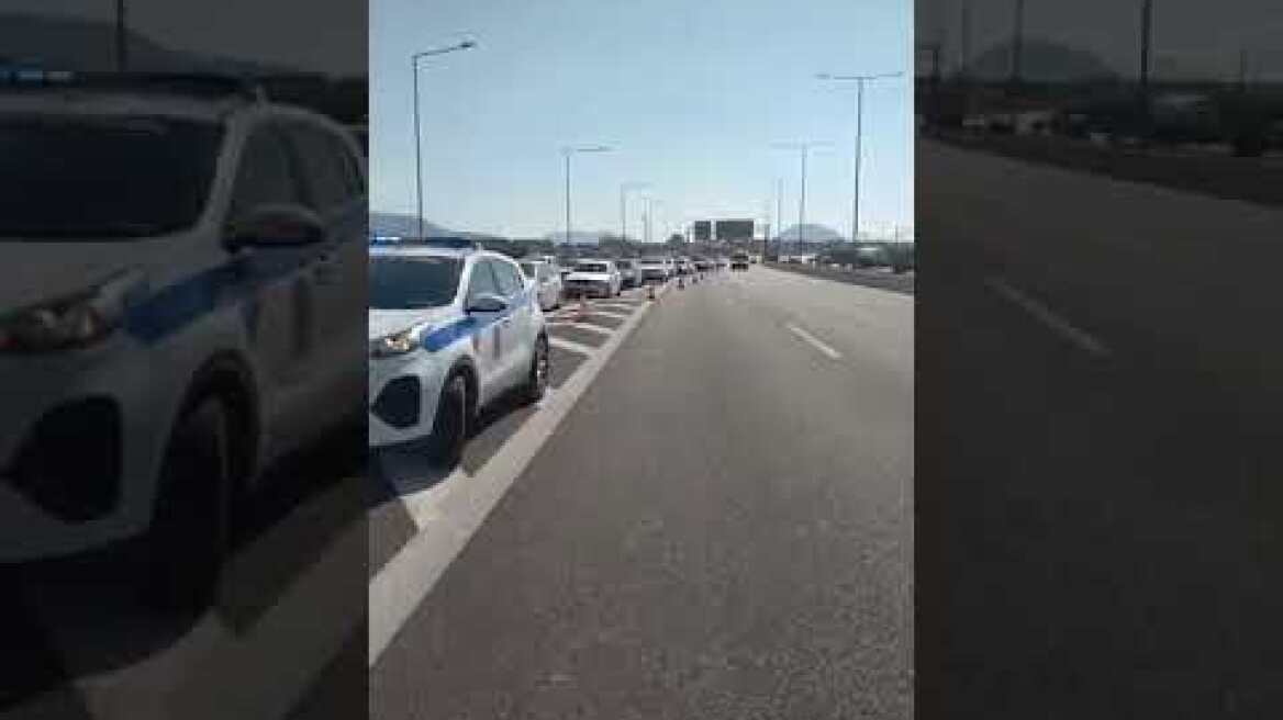 Εκτροπή στην Εθνική Οδό λόγω της πυρκαγιάς