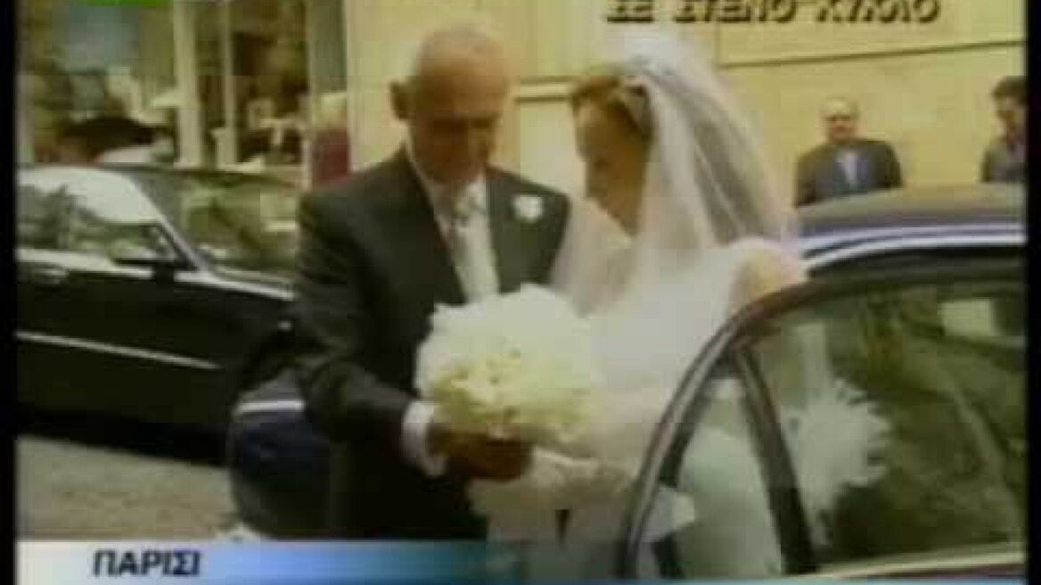 11/7/2004 ο γάμος του Άκη Τσοχατζόπουλου, με την Βίκυ Σταμάτη, στο Παρίσι.