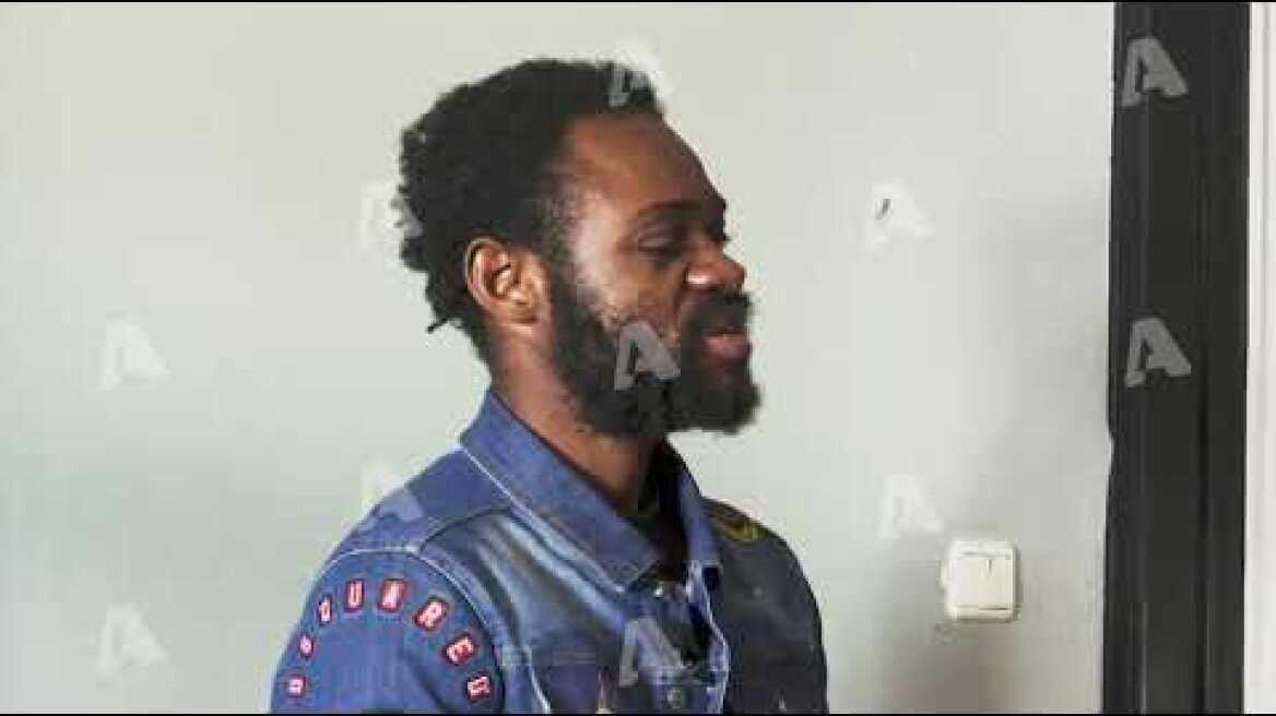 «ΜΟΥ ΠΡΟΤΕΙΝΑΝ ΑΠΟ Μ.Κ.Ο. ΝΑ ΤΗΝ ΥΙΟΘΕΤΗΣΟΥΝ…»