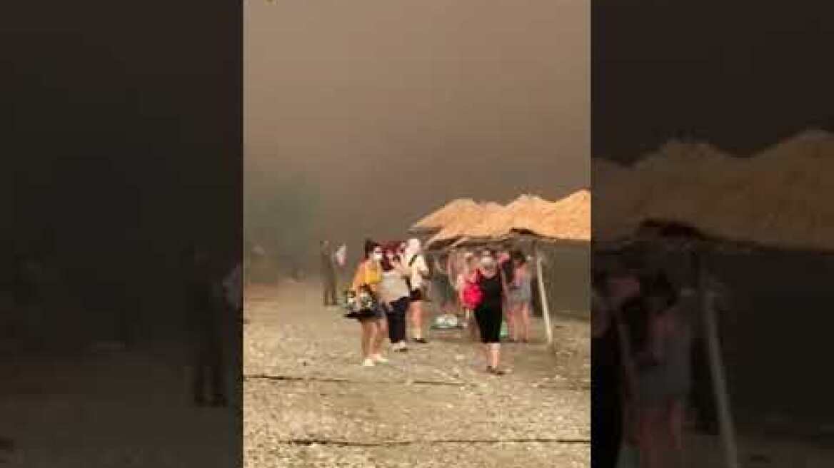 Παραλία Ροβιές