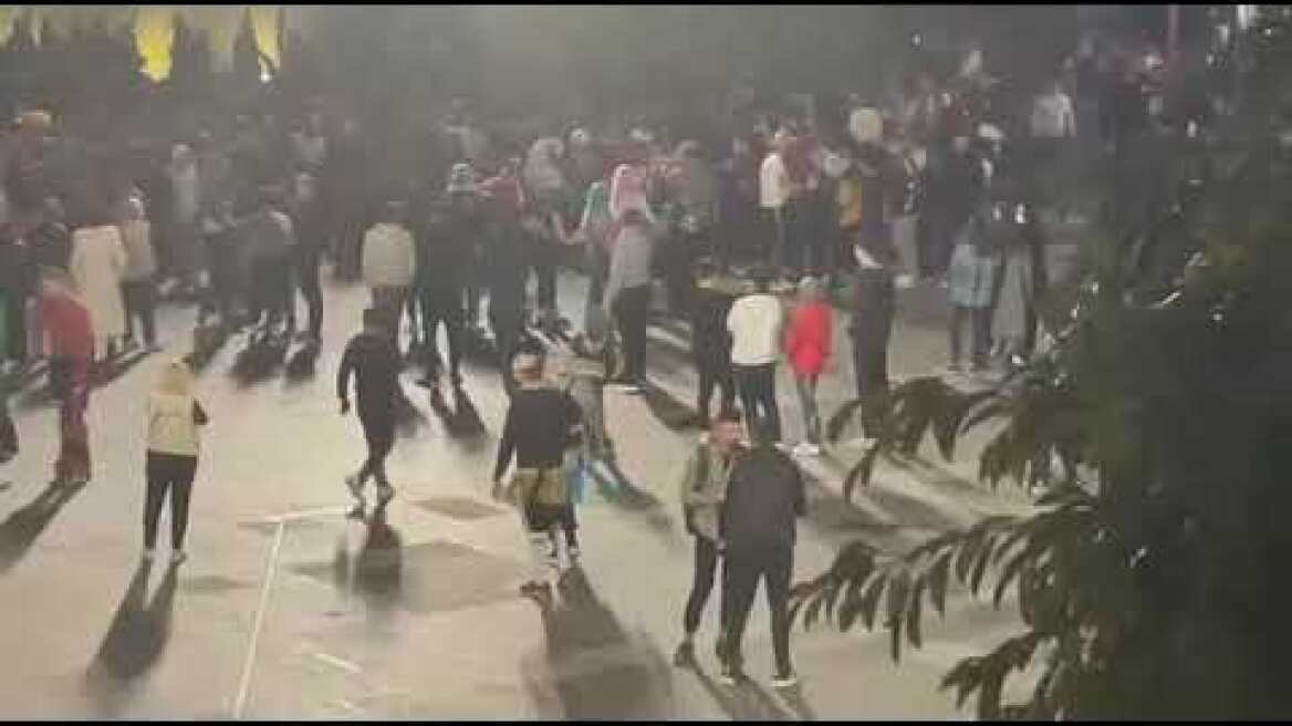 Συνωστισμός με καρναβαλιστές στη Λεμεσό