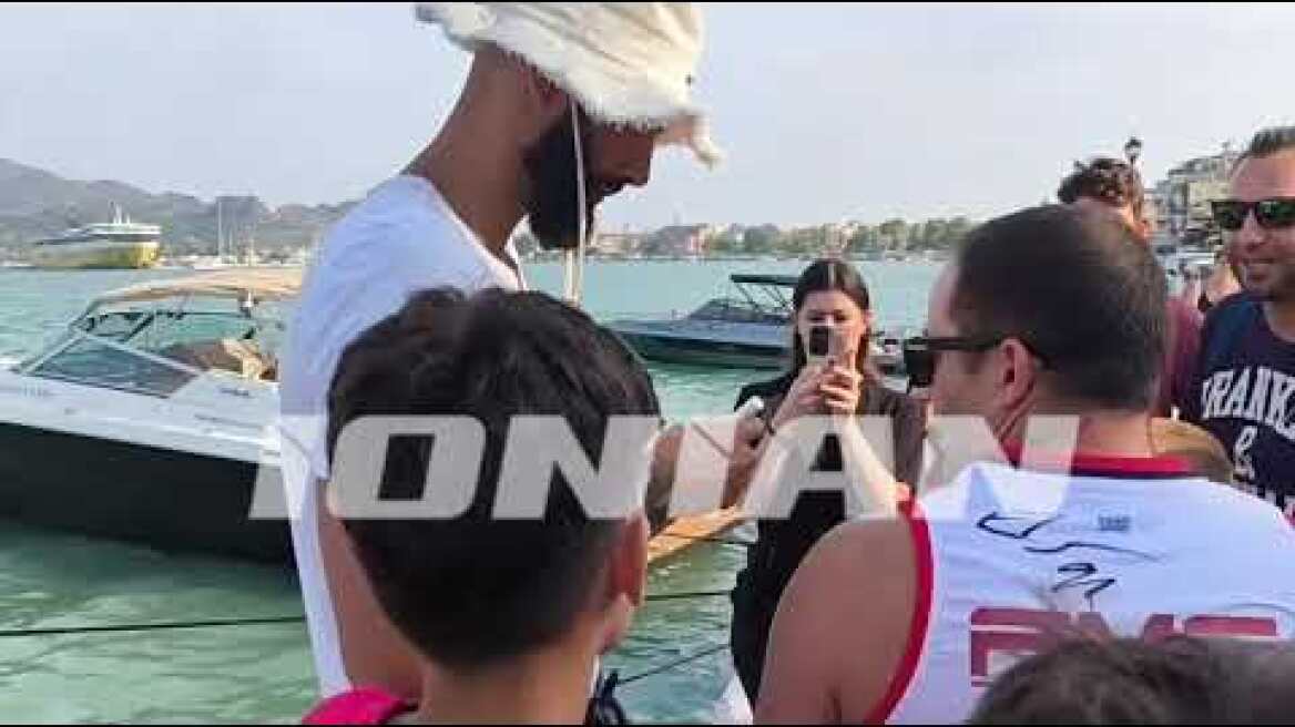 «Θερμή» υποδοχή του Εβαν Φουρνίέ στο λιμάνι της Ζακύνθου