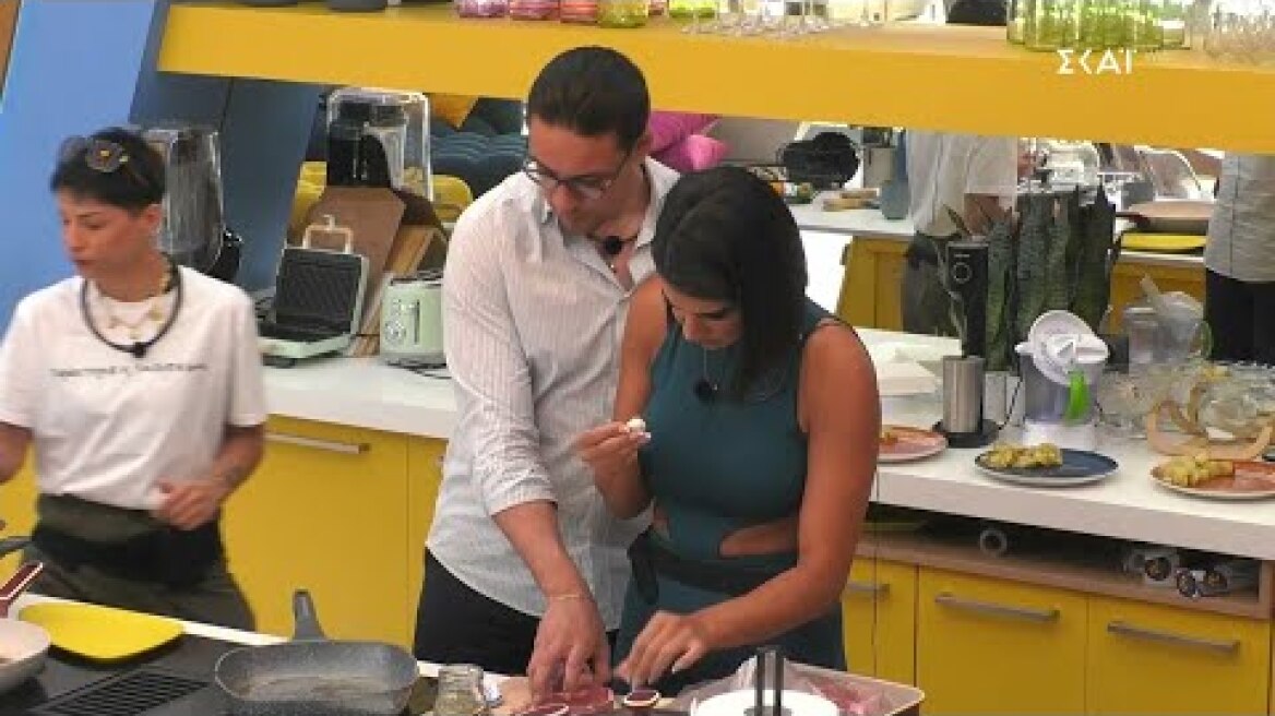 Big Brother – Exclusive: Ο Γιάννης παραδίδει μαθήματα μαγειρικής στη Ζωή