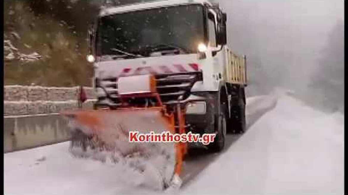 Ισχυρή χιονόπτωση στην Καστανιά