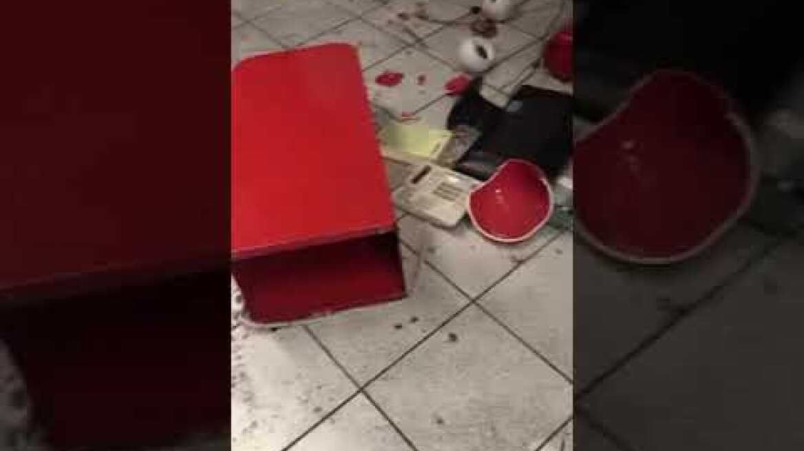 Επίθεση στα γραφεία της Athens Voice