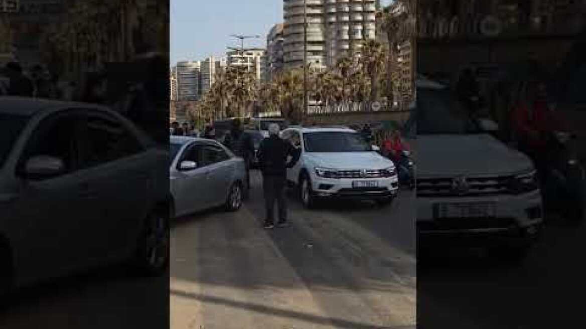 Πλάνα από παραλία στον Λίβανο μετά από επίθεση με drones (2)
