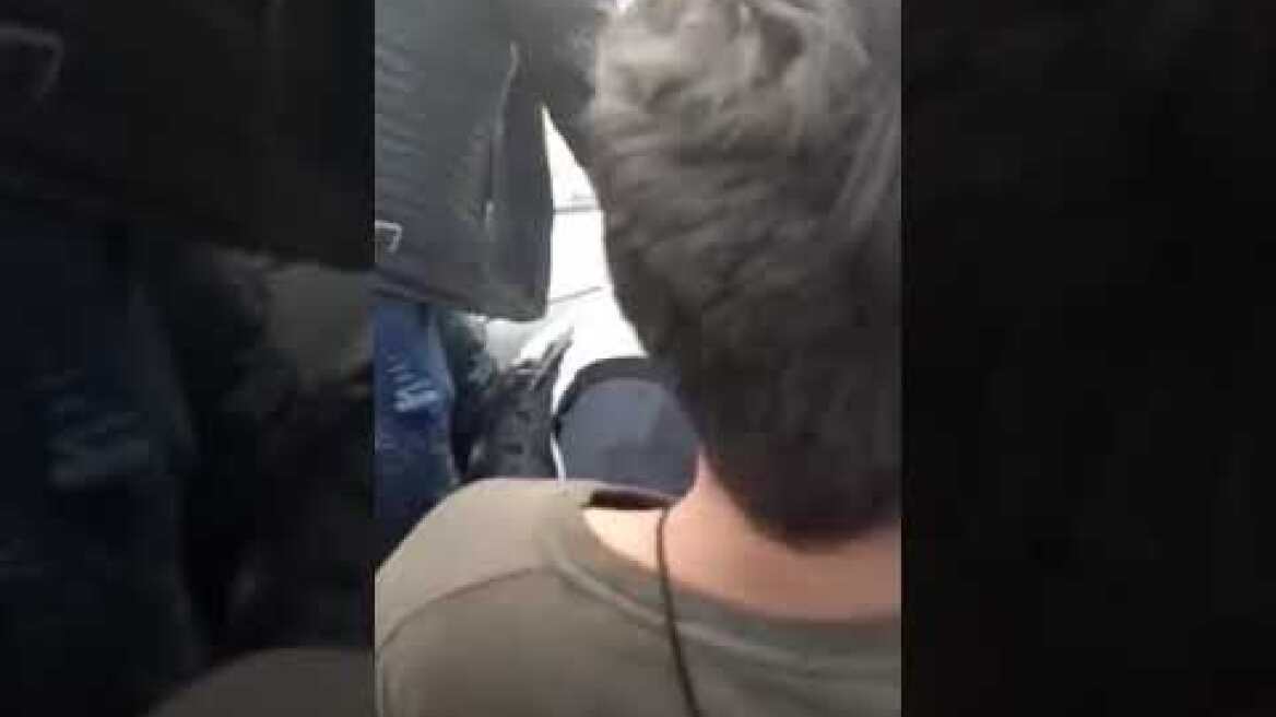 Τούρκικο σκάφος καταδιώκει μετανάστες που κατευθύνονται προς τα ελληνικά παράλια