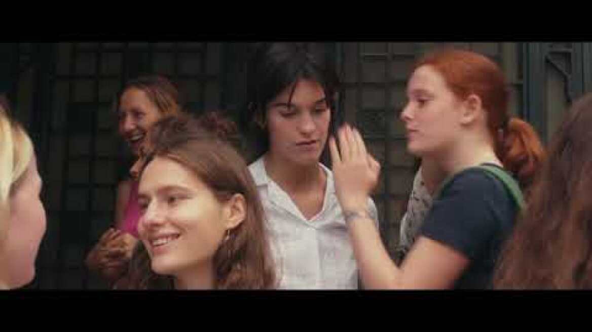 16 φορές άνοιξη (Spring Blossom/ Seize printemps) (2020) Official Trailer ENG SUBS