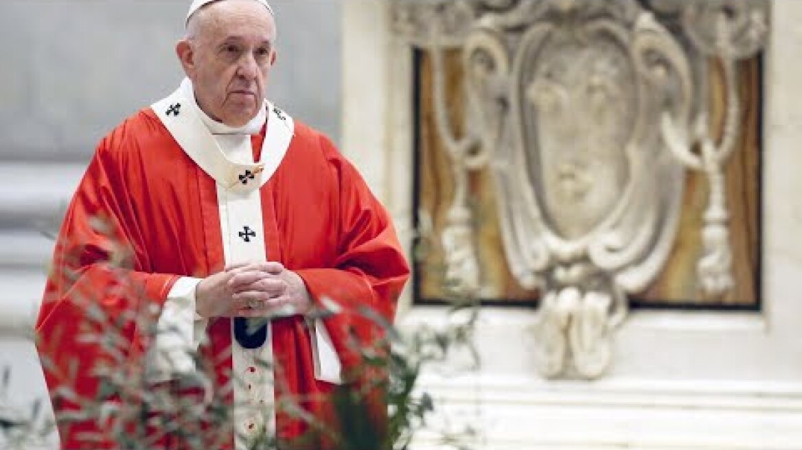 LIVE: Pope Francis presides over Good Friday service in Vatican City