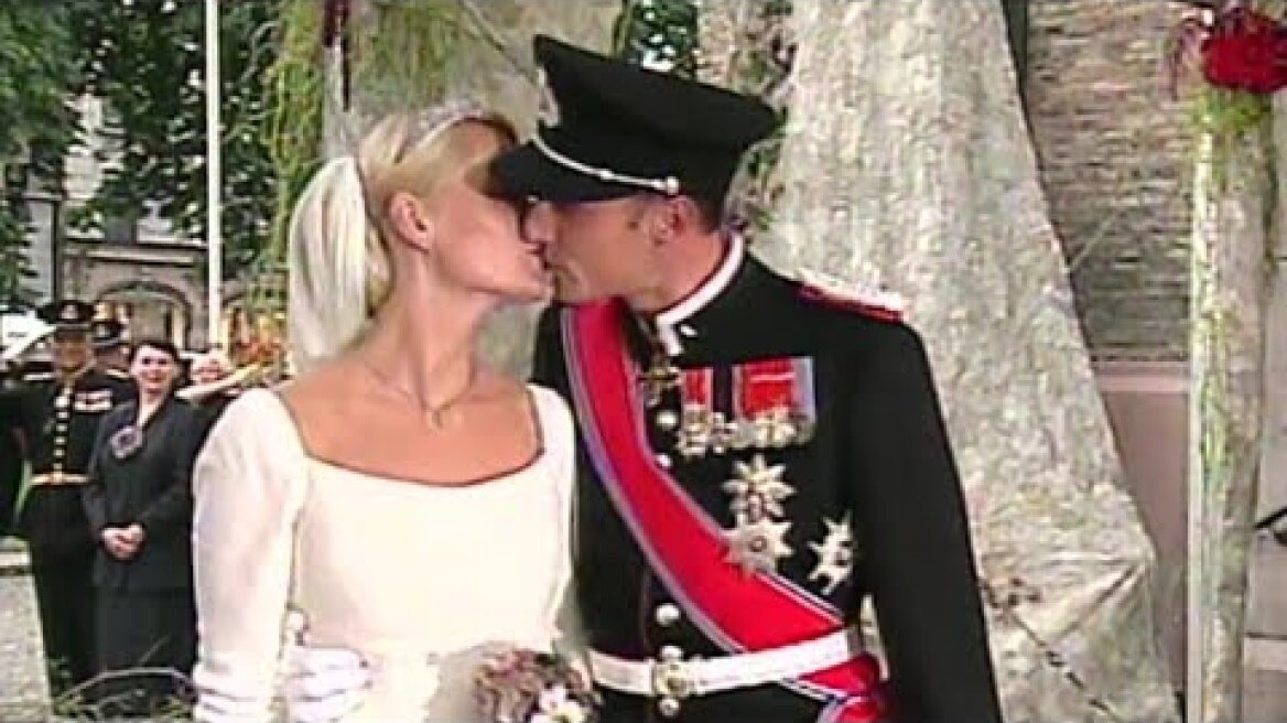 Roal wedding: Crown Prince Haakon Magnus of Norway marrying Mette-Marit Tjessem Høiby in 2001