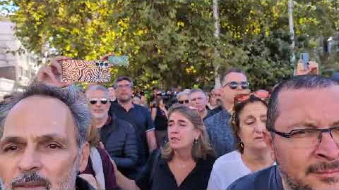 Το τελευταίο αντίο στον Διονύση Σαββόπουλο (14)