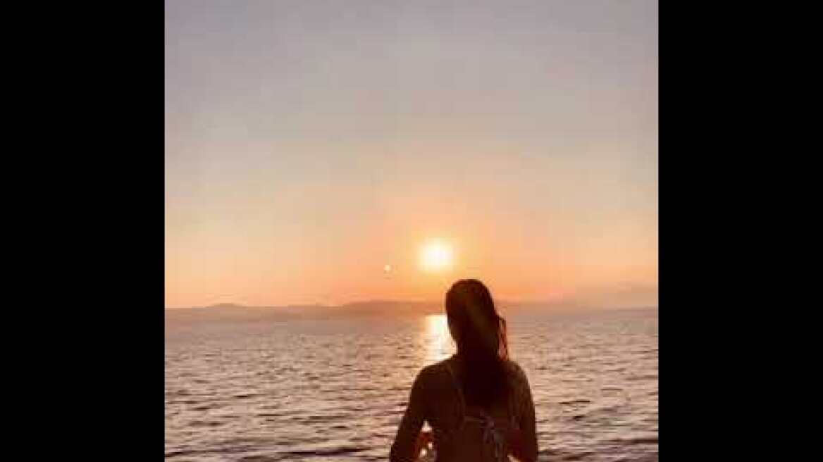 Γιώργος Αγγελόπουλος - Δήμητρα Βαμβακούση: Κάνουν βόλτα με σκάφος στη Σκιάθο