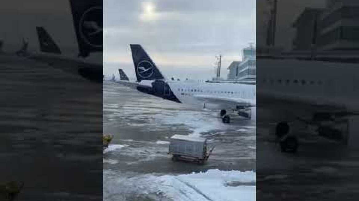 Από διάδρομο …παγοδρόμιο φεύγουν οι πτήσεις για Ελλάδα