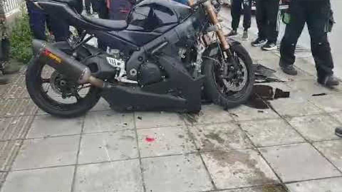 Νεκρός νεαρός σε τροχαίο! Σφοδρή σύγκρουση ΙΧ με μηχανή