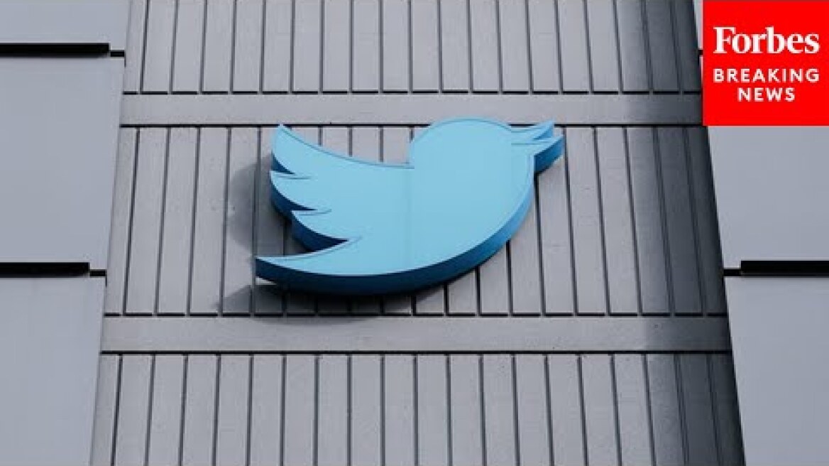 Twitter Removes Blue Checkmarks From Verified Accounts—Unless Users Pay
