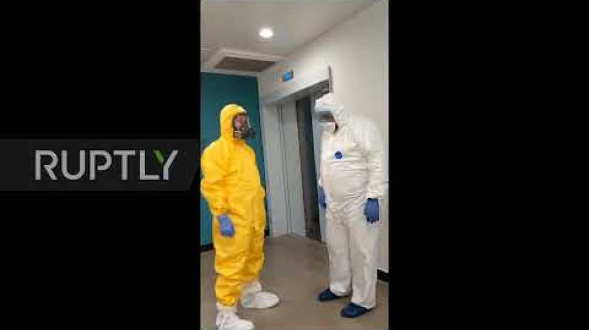 Russia: Putin in full hazmat suit inspects hospital hosting coronavirus patients
