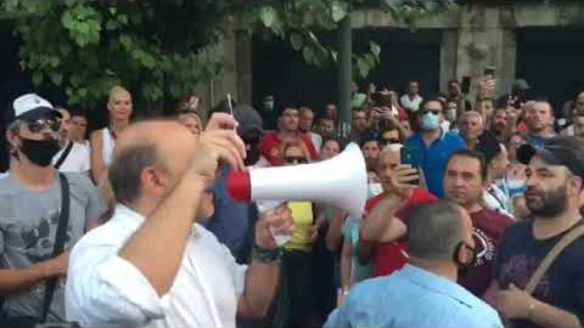 Βόβολης Σύνταγμα (3)