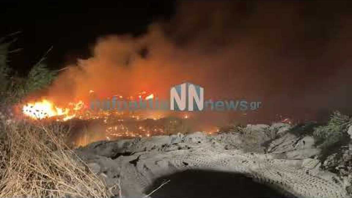 Πύρινη κόλαση στο Ευηνοχωρι αυτή την ώρα 