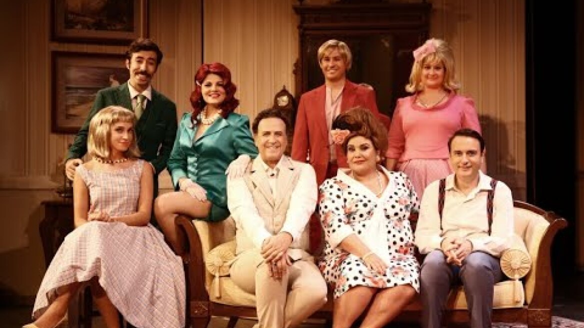 Ο ΚΛΕΑΡΧΟΣ Η ΜΑΡΙΝΑ ΚΑΙ Ο ΚΟΝΤΟΣ ΣΤΟ ΘΕΑΤΡΟ ΑΛΑΜΠΡΑ (ALHAMBRA ART THEATRE)